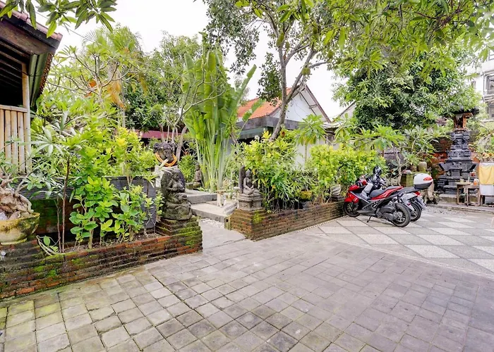 Hotel Oyo 90167 Kubu Gdk Pertiwi