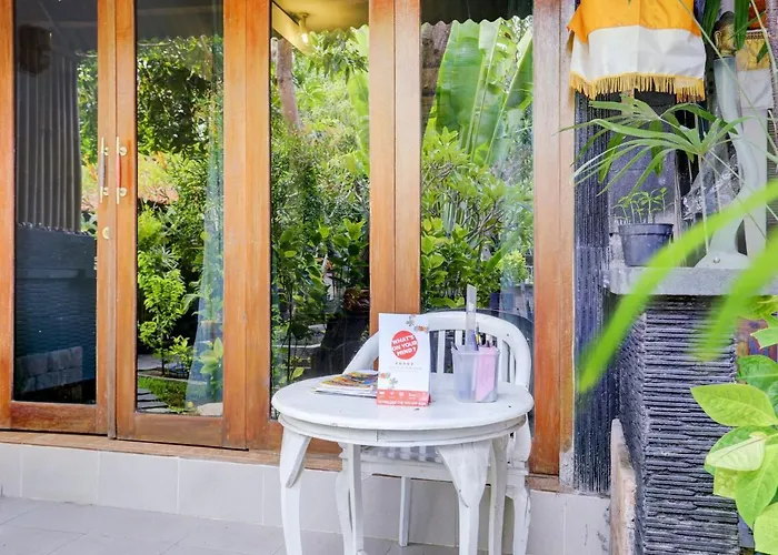 Oyo 90167 Kubu Gdk Pertiwi Hotel