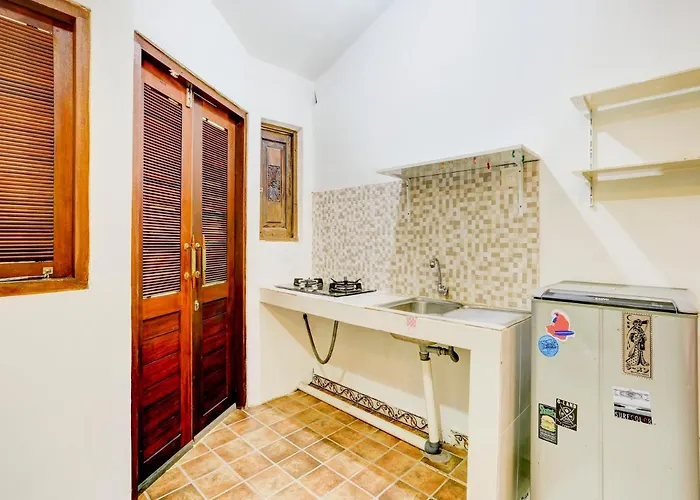 Hotel Oyo 90167 Kubu Gdk Pertiwi Legian